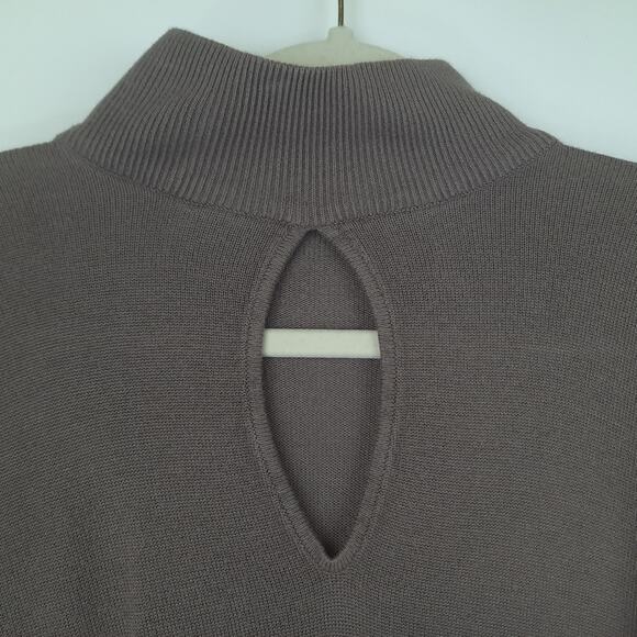 2b Bebe brown ribbed keyhole chest cold shoulder blouse size small - Picture 2 of 11